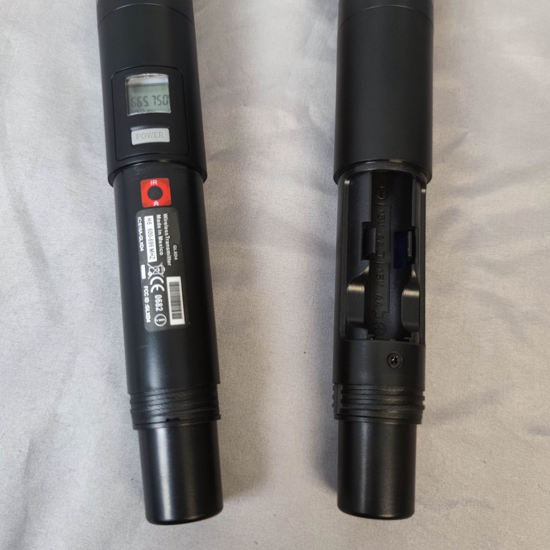 Professional GLXD4 UHF Wireless Microphone System - Dual Handheld Mics